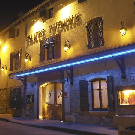 Logis Tante Yvonne & Son Restaurant Semi-gastronomique - Lyon Nord 3* Quincieux